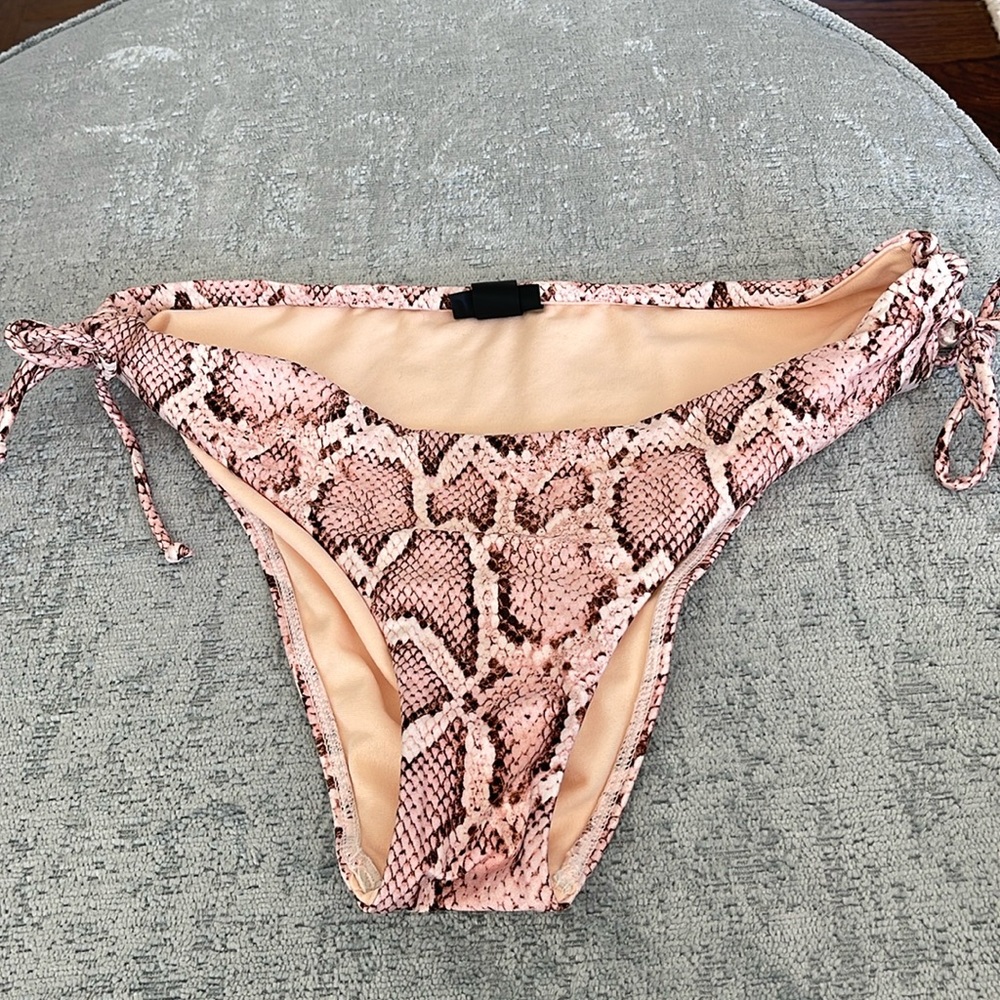 L.A. hearts bikini bottom
